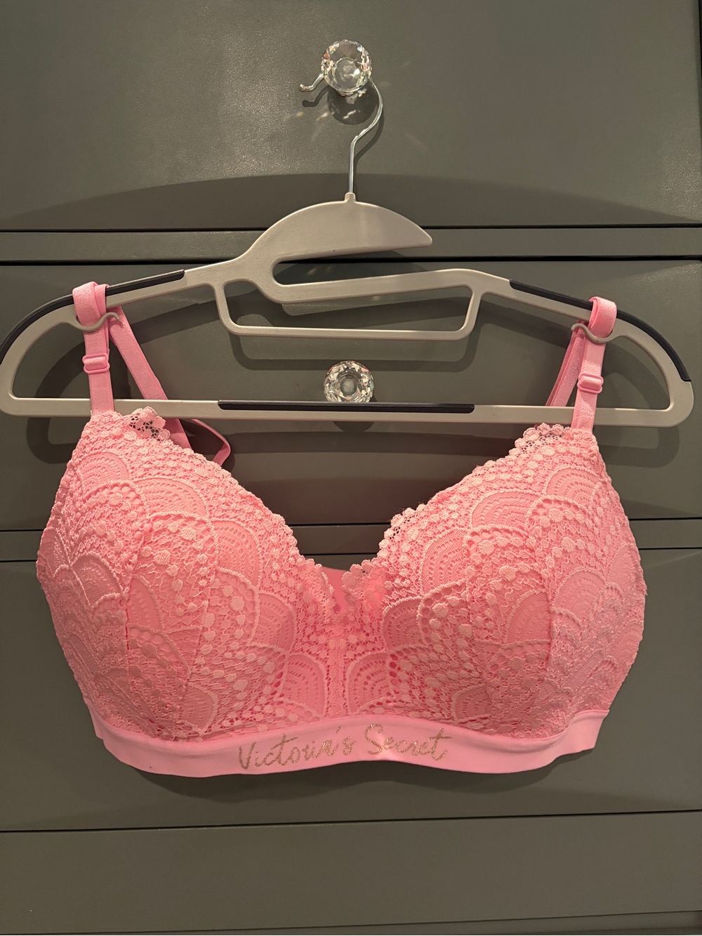 Victoria’s Secret Wireless Bralette Bra 36D Pink Lace Logo Band